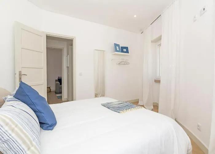 Happy Days Apartment *